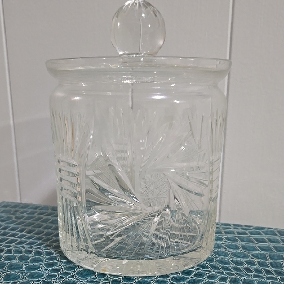 Vintage Other - Elegant Crystal Jar with Lid